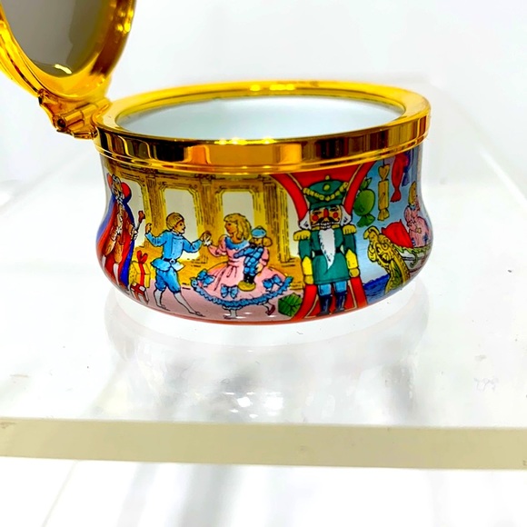 Halcyon Days Enamels Nutcracker Christmas 2001 trinket box - Picture 10 of 14